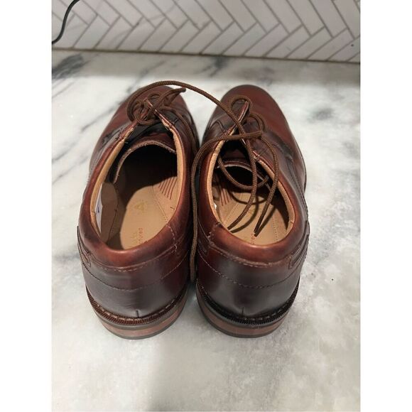 CLARKS 15103 MEN'S TAN LEATHER CAP TOE LACE UP OXFORDS SIZE 9M - Picture 3 of 11